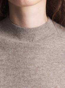 Ontre Women's Four Seasons Light Brown 100% Wool Woolen Top, Seamless Soft Knitted Wool Trade, Minimalist Style, Old Money Style Woolen Top In Fall/Winter