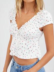 SHEIN EZwear Blusa con mangas cortas de estilo Kellan con estampado floral