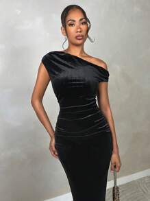 SHEIN BAE Vestido entallado asimétrico de volantes extra largo de terciopelo para mujer para fiesta en otoño e invierno - Negro - Ver 5