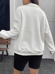SHEIN Essnce Áo nỉ vải kẻ caro họa tiết kẻ caro cỡ lớn có khóa kéo nửa màu trắng cho nữ - trắng - Xem 2