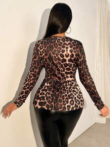 Zolique T-shirt mode femme à manches longues, col bénitier, ourlet volant, coupe ajourée, imprimé léopard Y2K avec nœud devant