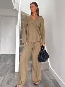 Siren Gaze بدلة نسائية بنية اللون، بذلة، ملابس السيدات للمكتب والعمل، مجموعة ملابس من قطعتين لفصل الخريف، ملابس متناسقة للأزواج، بيجامات عائلية متطابقة لعيد الميلاد، ملابس الخريف، ملابس نسائية لعيد الشكر، زي امرأة شرطة، ملابس الخريف، ملابس متناسقة للأزواج