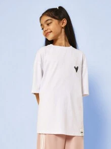 SUMWON Tween Girls Oversized Fit Tee With Heart & Back Graphic Print