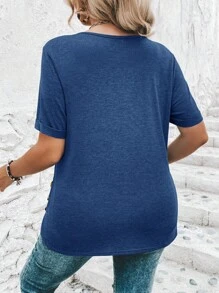 SHEIN Clasi 大码女式秋季纯色圆领短袖侧扣装饰休闲 T 恤 - 寶藍色 - 查看 2