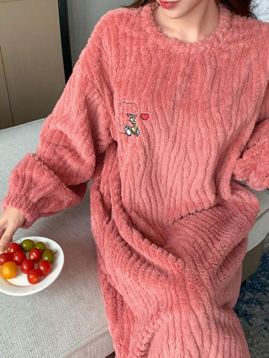 DAZY 可爱恐龙图案纹理法兰绒加厚睡袍 - 粉色 - 查看 1