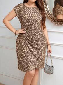 SHEIN Clasi Plus Size Printed Asymmetrical Hem With Gathered Waist Design Dress Holiday Outfit Holiday Party Dress Plus - Khaki - View 1