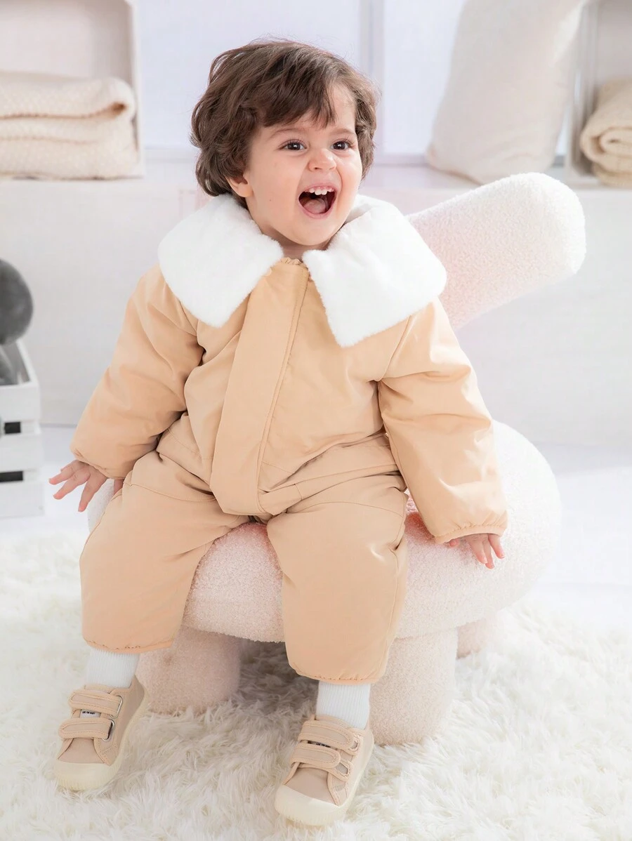 SHEIN Mono informal diario a juego para bebé niño, con cuello de felpa, cálido y grueso, adecuado para el invierno al aire libre