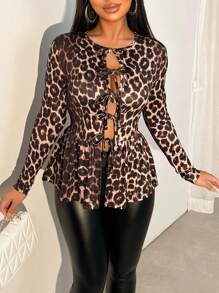 Zolique T-shirt mode femme à manches longues, col bénitier, ourlet volant, coupe ajourée, imprimé léopard Y2K avec nœud devant