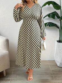 Celure Đầm dài thường ngày in họa tiết cổ chữ V tay dài cỡ lớn - Nhiều màu - Xem 6