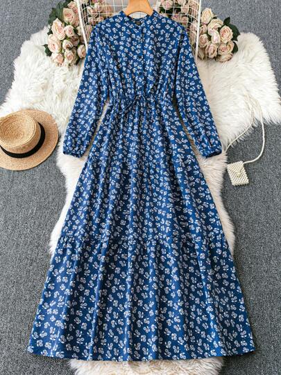 Seusyu 碎花高领长袖系带前扣、拼布细节长款阿拉伯朴素连衣裙