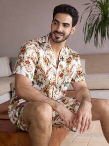Manfinity ChillVibe 2pcs Men's All-Over Print Button Front Short Sleeve Top And Shorts Pajama Set