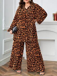 SHEIN Clasi Plus Size Women's Printed Round Neck Batwing Top And Solid Color Straight Pants Pocket Set - Mocha Brown - View 1