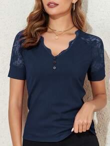 女士夏季修身深V領蕾絲拼接短袖T恤，純色，優雅