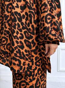 SHEIN Clasi Plus Size Women's Printed Round Neck Batwing Top And Solid Color Straight Pants Pocket Set - Mocha Brown - View 7