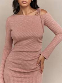 MISSGUIDED Rib Knit Asymmetric One Shoulder Long Flared Sleeves Side Ruched Maxi Dress - Dusty Pink - View 3