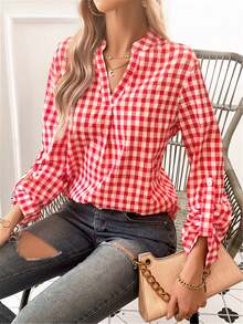 女式缺口领长袖格子休闲衬衫