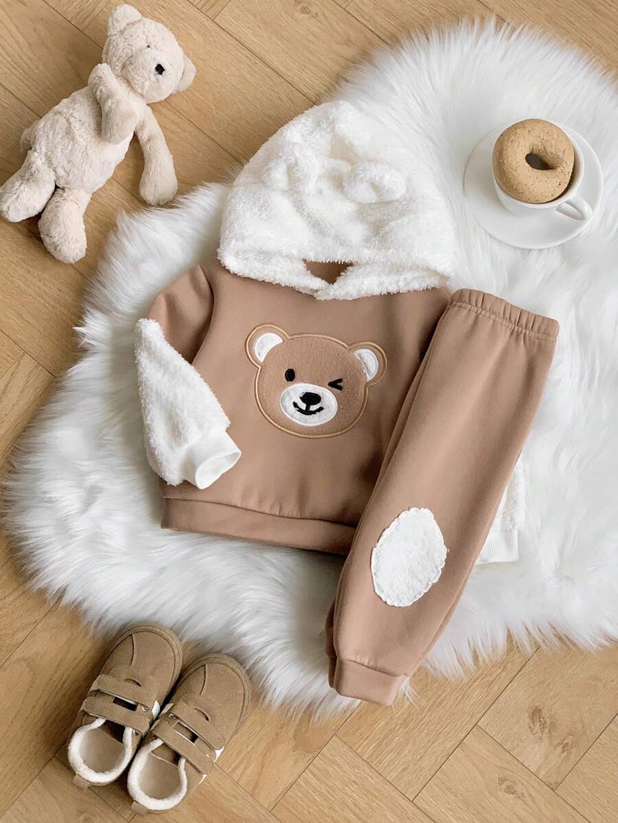 SHEIN 2 件装男婴可爱熊图案拼接蓬松连帽衫和松紧腰裤套装适合秋冬季休闲服装 - 彩色 - 查看 1