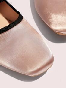 CUCCOO DOLLMOD Women's Round Toe Rhinestone Buckle Simple Flat Shoes Fall - Baby Pink - View 7