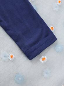 2 Stücke/Set Elegantes klassisches blaues & weißes Blumen Volant Hose Latzhose und Jumpsuit Outfit für Baby Mädchen, weicher & bequemer Stoff, super für Outdoor-Tragen