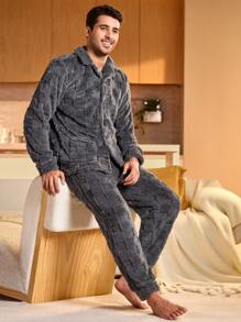 2 pièces Ensemble de pyjama homme avec chemise à manches longues et boutons devant et pantalon, couleur unie - Gris foncé - Voir 1