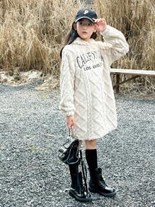 SHEIN Tween Girl City Text Embroidery Reversible Fleece Hooded Dress, Loose And Warm For Fall/Winter - Beige - View 5