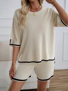Bộ 2 món/Bộ đồ dệt kim màu tương phản mùa hè cho nữ, áo tay ngắn và quần short dây rút - Màu be - Xem 5
