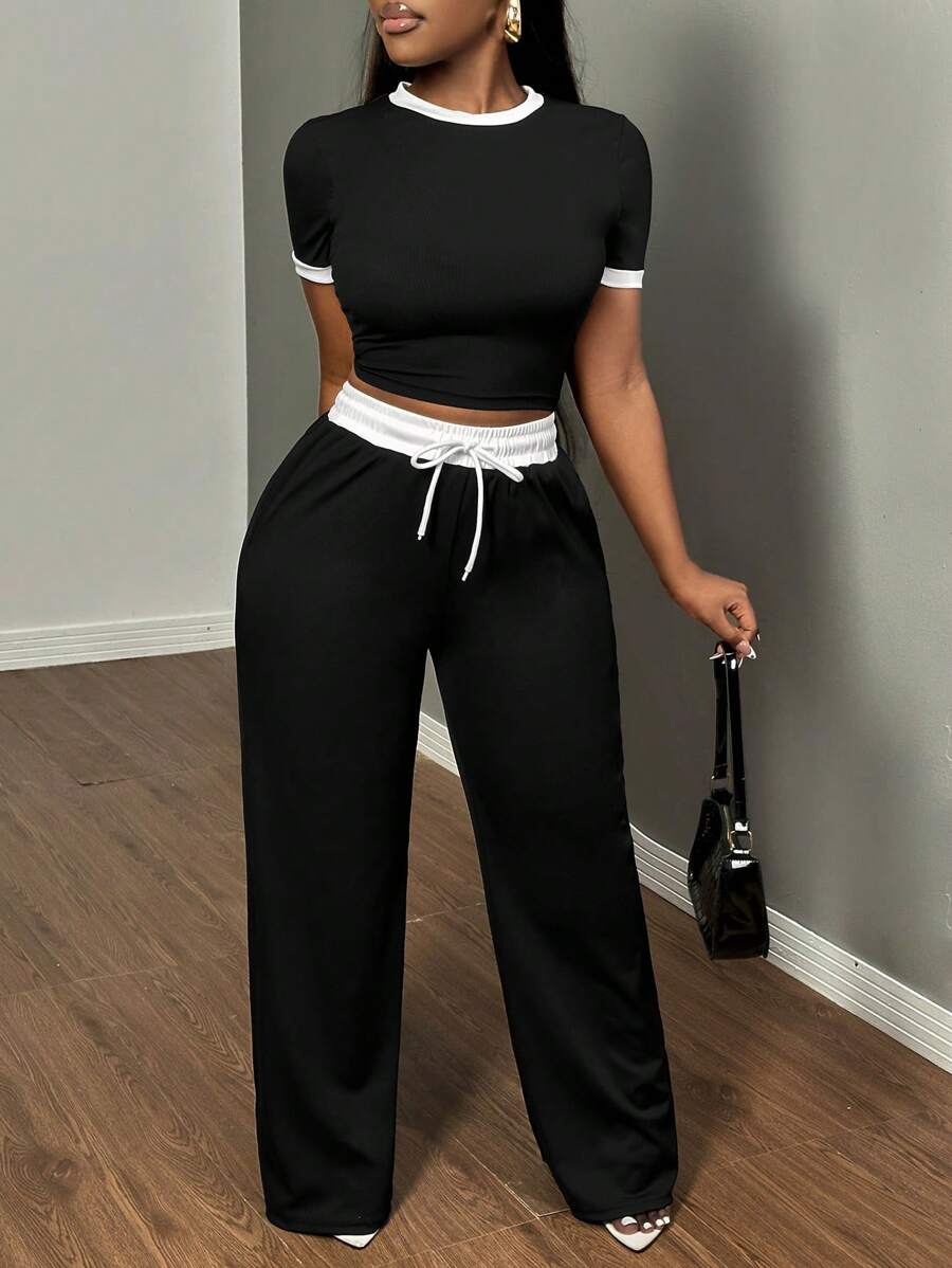 SHEIN SXY 2pcs Plus Size Black & White Contrast T-Shirt And Pants Set - Black - View 1