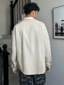 Manfinity VCAY Camisa con botones de manga larga, de corte holgado y estampada, informal para hombres - Blanco - Ver 2