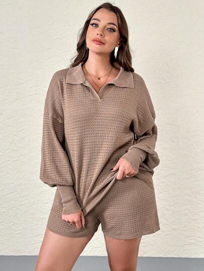 SHEIN Privé Set de 2 piezas de camisa de manga larga con cuello polo de ganchillo y pantalones cortos holgados de color caqui para mujer talla grande, nuevo lanzamiento de otoño