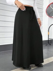 SHEIN Essnce Falda larga negra básica, elástica en la cintura, versátil, cómoda y holgada para mujeres de talla grande, otoño e invierno, prendas de mujer para otoño, falda negra, fiesta de graduación, ropa de profesora, fondo para mujer curvy, falda para salir, faldas de otoño - Negro - Ver 3