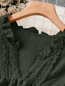 SHEIN LUNE 大码夏季休闲纯色缺口领衬衫 - 軍綠色 - 查看 3