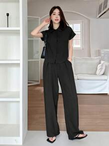 DAZY Bộ đồ mặc nhà 2 món dành cho nữ, gồm áo sơ mi cài cúc phía trước màu trơn và quần ống rộng có túi trang trí. - màu đen - Xem 4