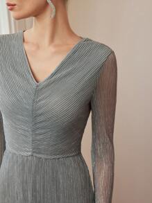 MOTF PREMIUM V-NECK RUCHED FRONT PLISSE DRESS WITHOUT CHAIN BELT