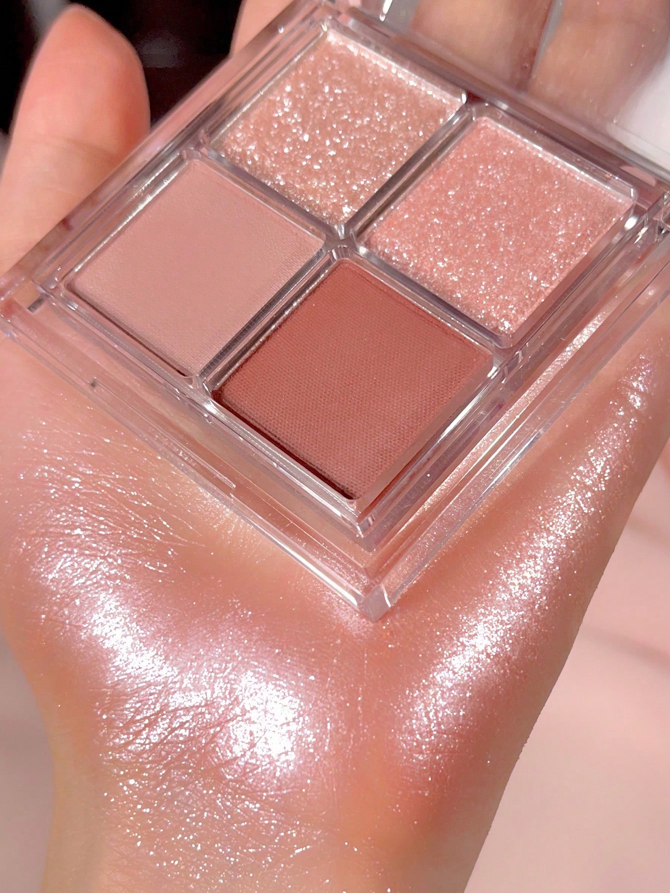 SHEGLAM ظلال العيون Cosmic Crystal Quad-Spellbound...
