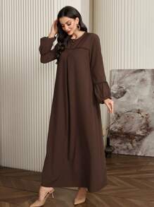 Al Najma 女士纯色纽扣装饰半襟灯笼袖优雅连衣裙，休闲朴素长袖束腰长款阿拉伯连衣裙，适合休闲日常/家居服 - 棕色 - 查看 4