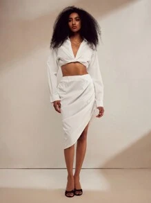 Forever 21 Fall&Winter Women Going Out/ Back To School//Thanksgiving/Christmas Women /Fitted/Prom/Simple/Cozy/Casual/Bachelorette/Vintage/Petite/ Tall Outfit/Essentials/Crew Neck/Halloween/Plain/Date Night Dress/Christmas/ Y2k/Homecoming/Elegant White Blouse With Twist Ruffle Skirt Set/White Two Pieces Set - White - View 3