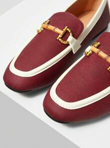 MOTF PREMIUM 女士舒适方头休闲平底鞋秋季 - 酒紅色 - 查看 6