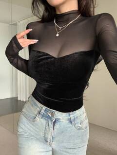 ملابس علوية