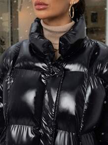 RueChic OVERSIZED SQUARE QUILT DETAIL MAXI PUFFER JACKET - Black - View 3