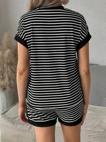 SHEIN Bộ 2 áo thun sọc cổ tròn tay ngắn và quần short thường ngày cho bà bầu - màu đen - Xem 2