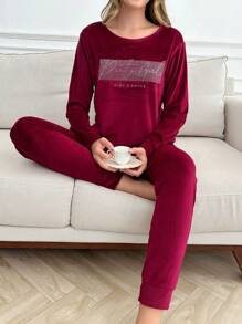 RueChic 2Pcs Velvet Contrast Colour Slogan Printed Homewear Set - Burgundy - View 3