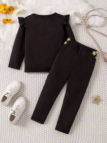 SHEIN 2 piezas/Set Conjunto informal y cómodo de niña joven con parte superior con gráfico de niña bailando y shorts - Negro - Ver 2