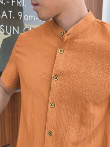 Manfinity VCAY Men's Solid Color Button Front Short Sleeve Casual Top