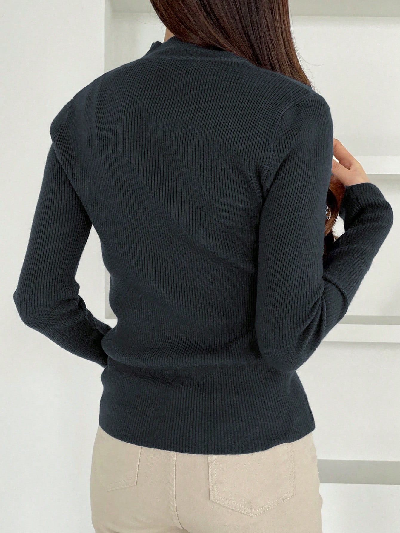 كنزة صوفية شتوية للنساء بقصة ضيقة و أكمام طويلة