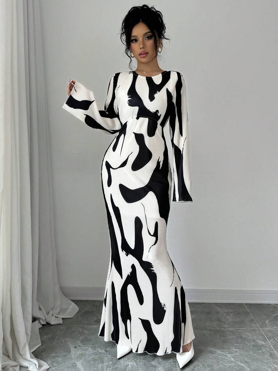 Chiquease Women's Black And White Waist Cinched Dress - Multicolor - View 1