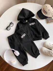 SHEIN 2 件套男婴纯色保暖内衬休闲连帽上衣和松紧腰裤套装，适合秋冬季 - 黑色 - 查看 7