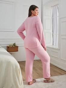 RueChic 100% Cotton 2Pcs Plus Size Injection Slogan Printed With Contrast Stitching Detail PJ Set - Pink - View 2