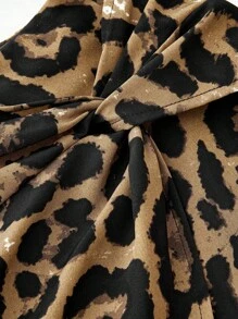 SHEIN PETITE Shorts super saia com estampa de leopardo e detalhes torcidos, primavera outono - Castanho - Ver 6
