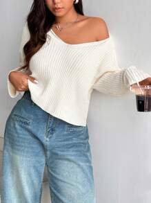 Flirla 大码纯色简约 V 领短款上衣，适合冬季