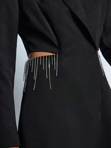 Maija 女士黑色镂空水晶流苏装饰短款西装外套，适合春夏、派对、节日、圣帕特里克节、复活节、春节以及秋冬穿着。